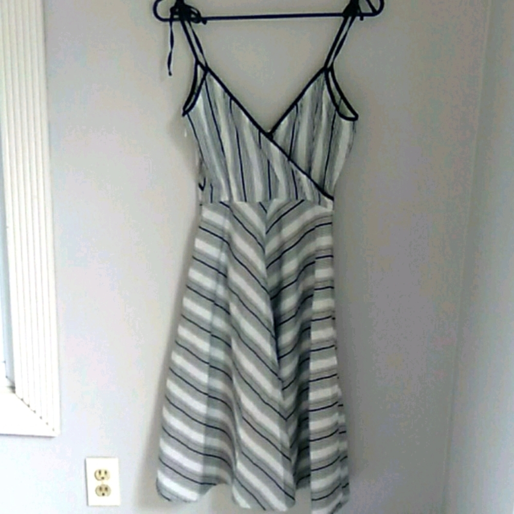 VTG 2000 STRIPED DRESS TIE SHOULDERS WOMANS S